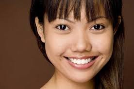 Professional tooth whitening in Ealing performed by a skilled Ealing dentist for a brighter, whiter smile
